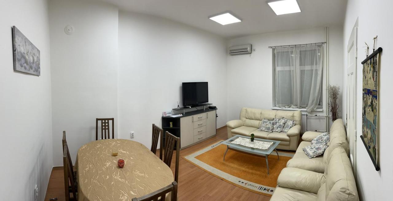 Ata Apartment Skopje Zewnętrze zdjęcie